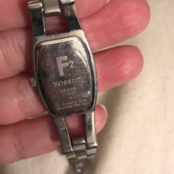 Iridescent green and blue face Fossil bracelet watch - Picture 15 of 16